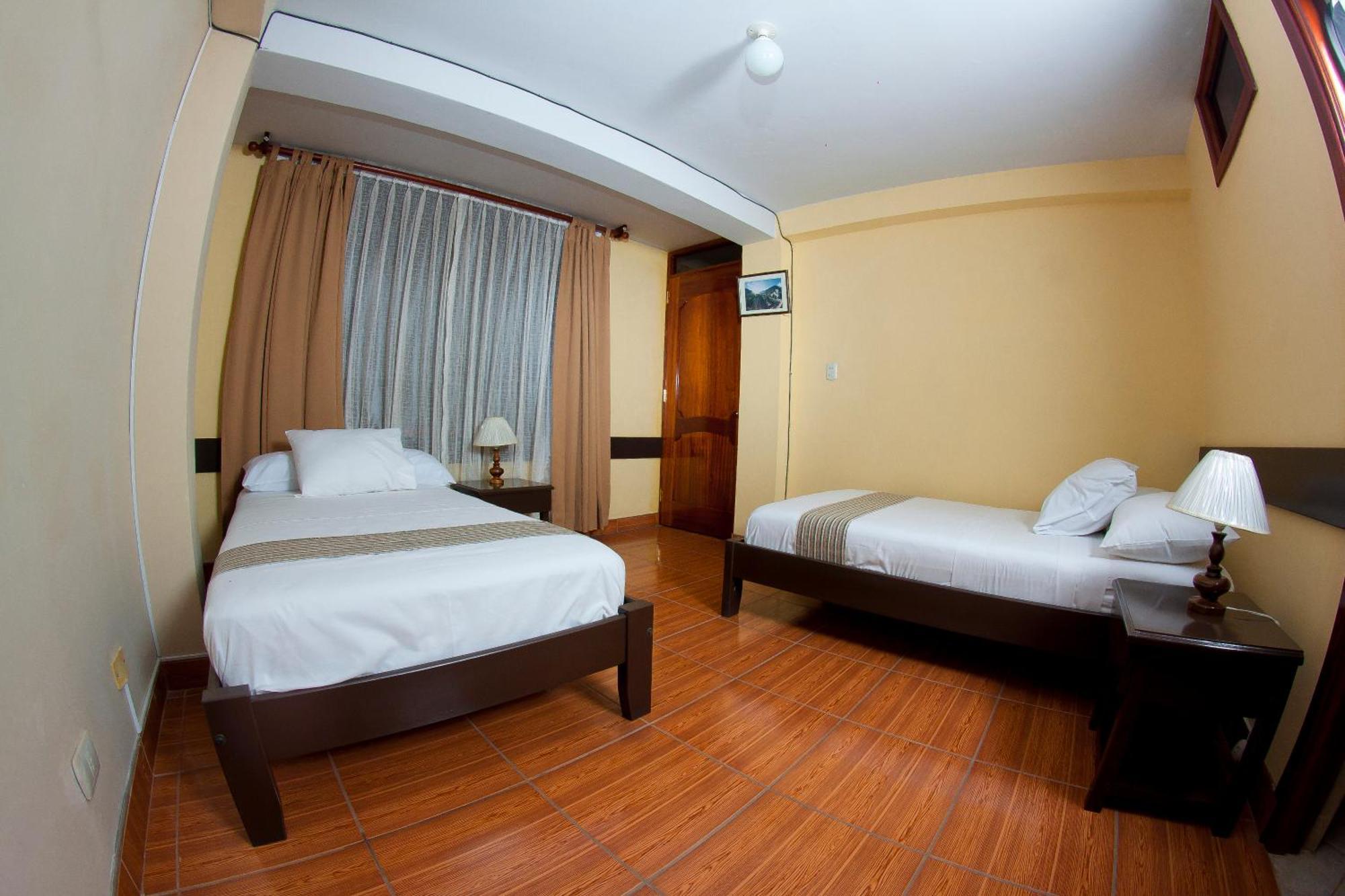 Yucay Plaza Inn Room photo