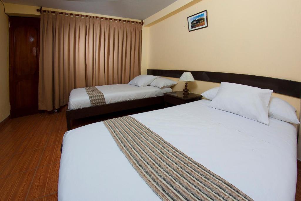 Yucay Plaza Inn Room photo