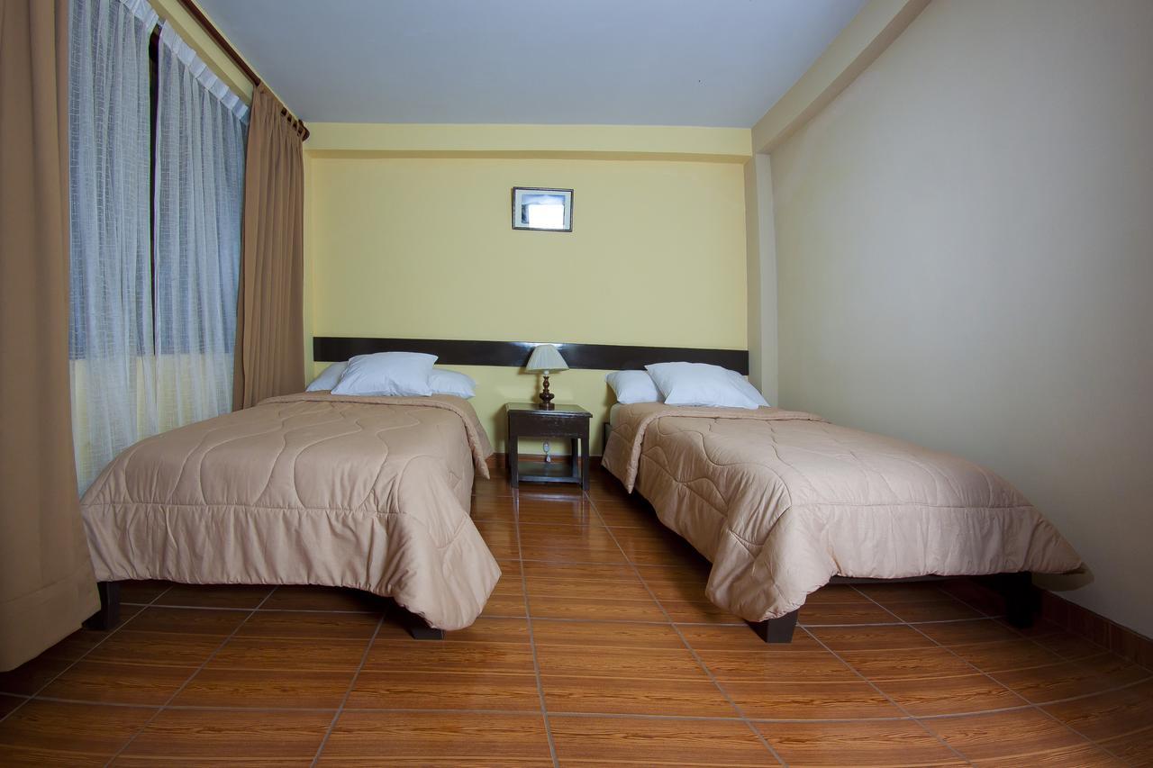 Yucay Plaza Inn Exterior photo